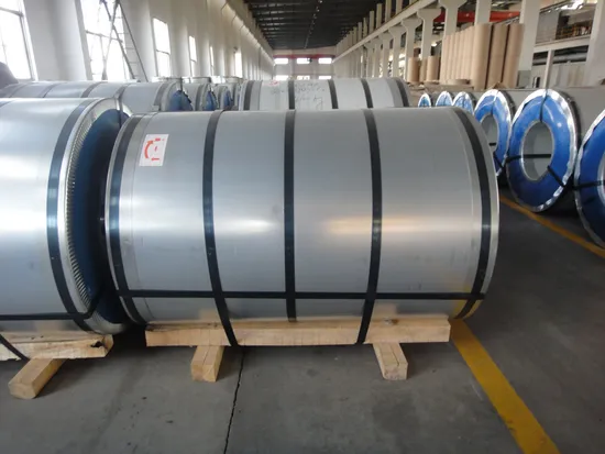 High Quality Efficient Energy-Saving Garden Light IP66 Waterproof Outdoor Solar Street Light